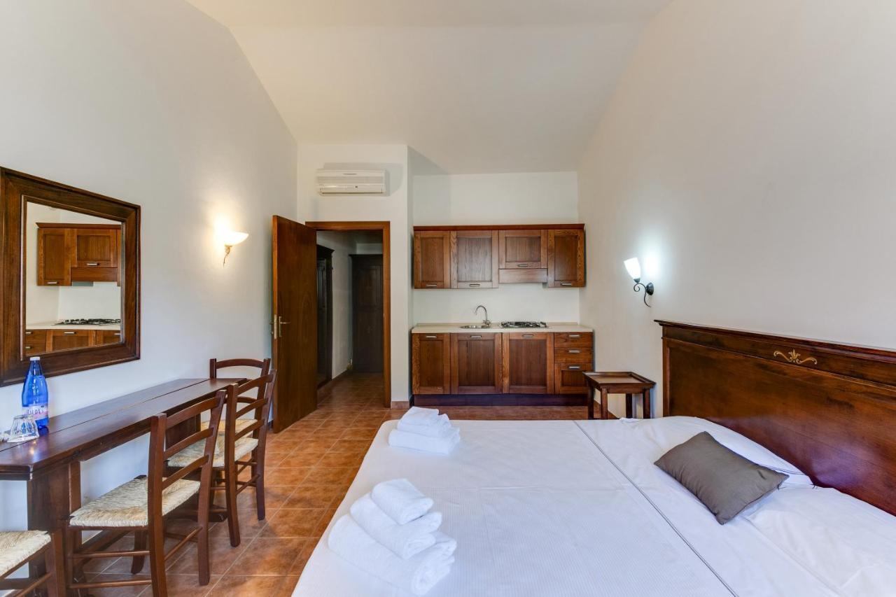 מליאנו אין טוסקנה Borgo Magliano Resort מראה חיצוני תמונה