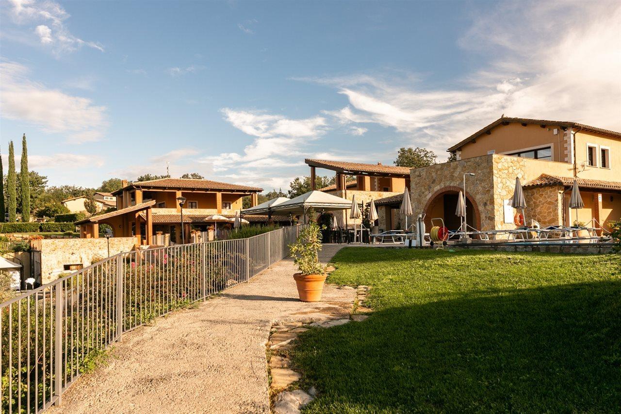 מליאנו אין טוסקנה Borgo Magliano Resort מראה חיצוני תמונה