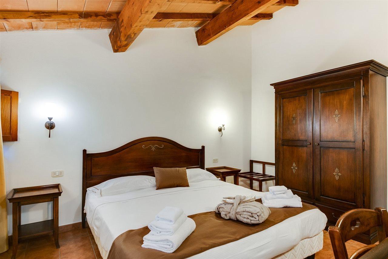 מליאנו אין טוסקנה Borgo Magliano Resort מראה חיצוני תמונה