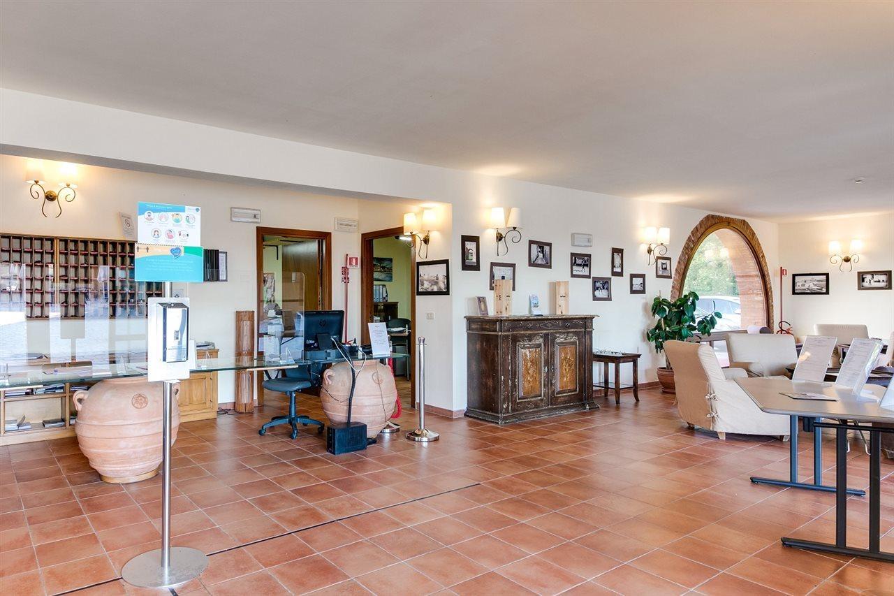 מליאנו אין טוסקנה Borgo Magliano Resort מראה חיצוני תמונה