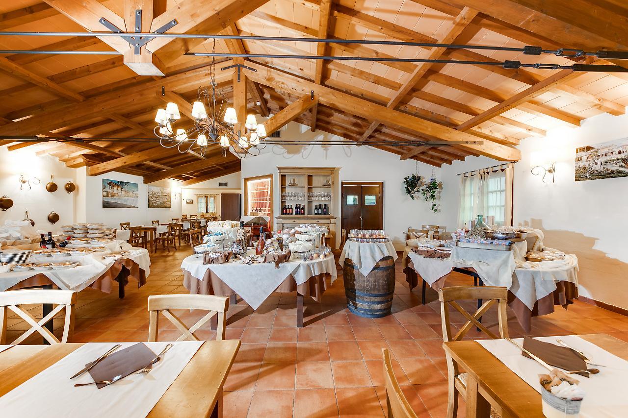 מליאנו אין טוסקנה Borgo Magliano Resort מראה חיצוני תמונה