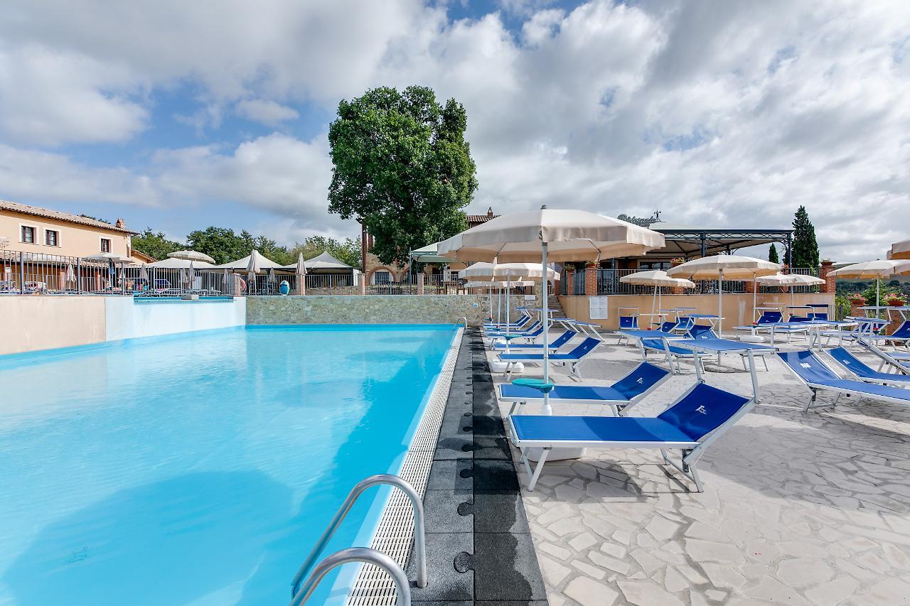 מליאנו אין טוסקנה Borgo Magliano Resort מראה חיצוני תמונה