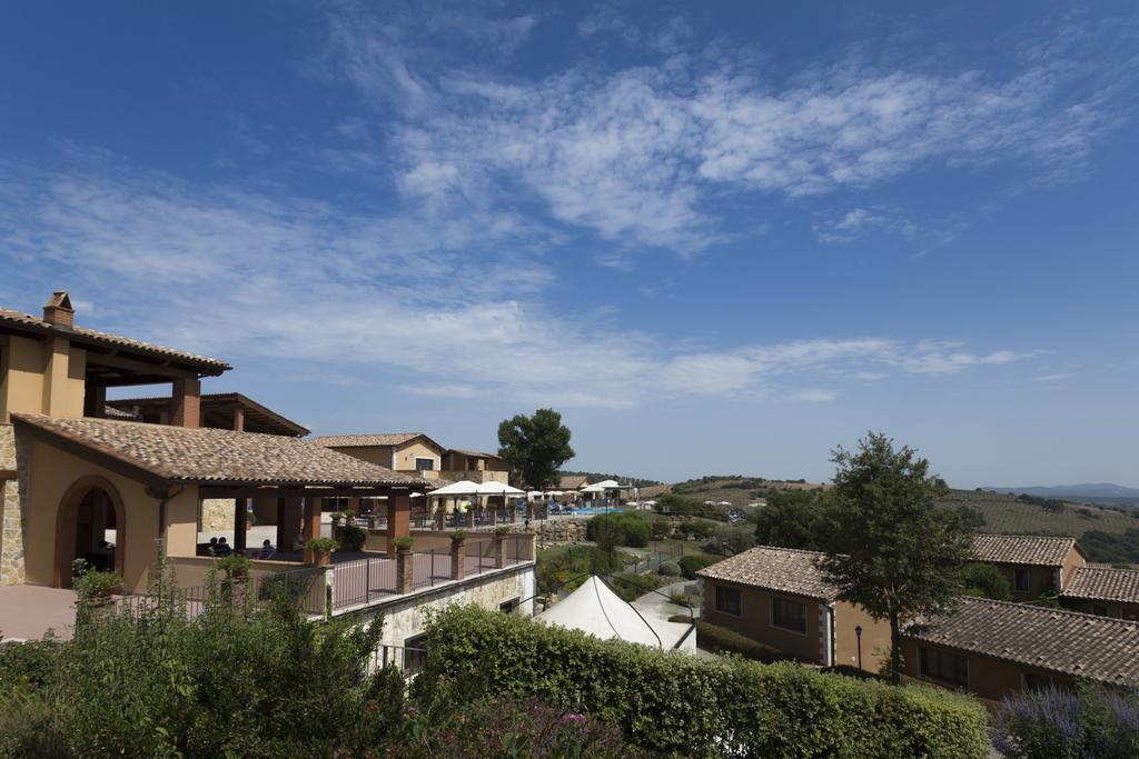 מליאנו אין טוסקנה Borgo Magliano Resort מראה חיצוני תמונה